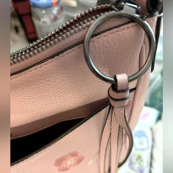 COACH PINK FLOWER HOBO PURSE - Picture 3 of 12